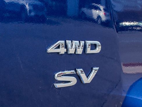 Used 2019 Nissan Pathfinder SV image 11