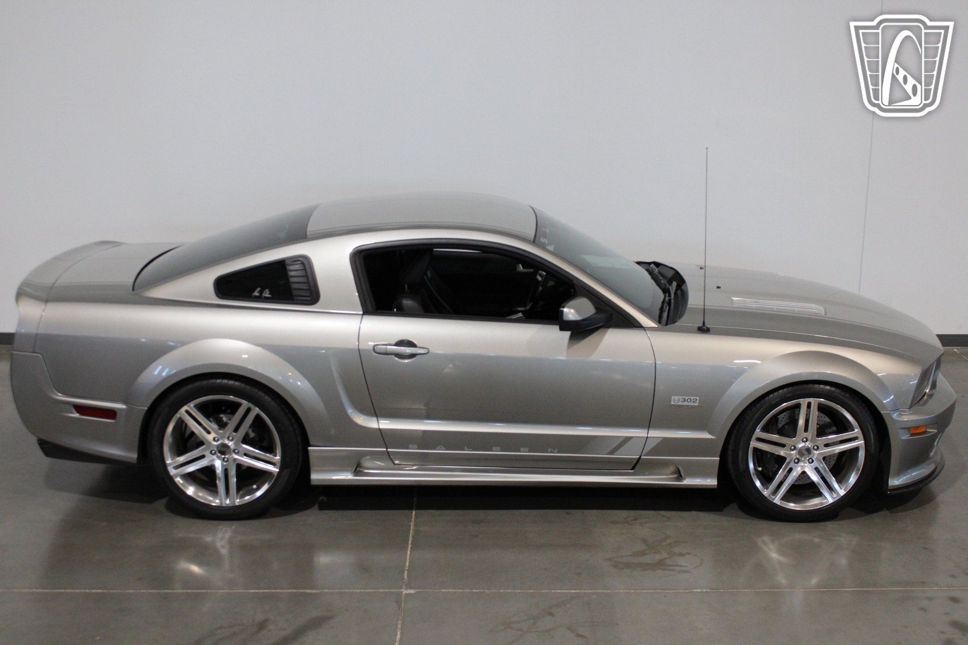 Used 2008 Ford Mustang GT RWD image 6