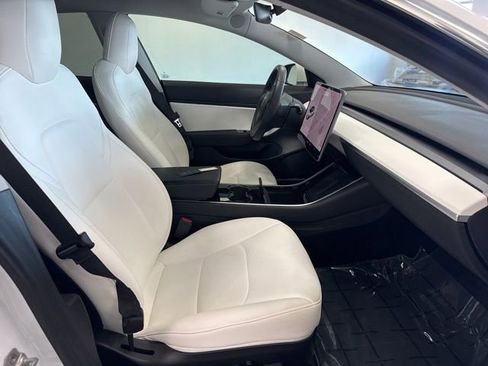 Used 2020 Tesla Model 3 Long Range image 22