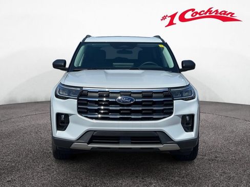 New 2026 Ford Explorer Active w/ Active Comfort Package AWD/4WD image 2