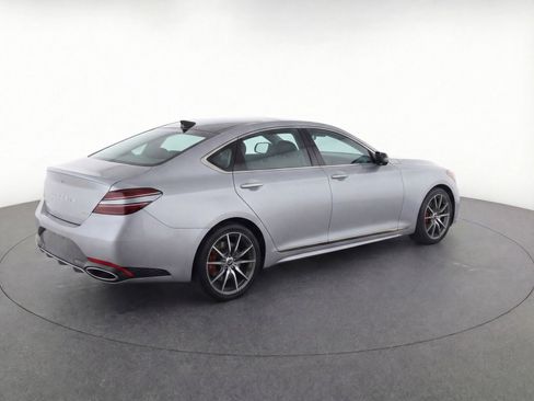 Used 2025 Genesis G70 2.5T AWD/4WD image 9