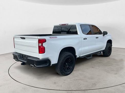 Used 2023 Chevrolet Silverado 1500 LT Trail Boss w/ LT Trail Boss Premium Package AWD/4WD image 5