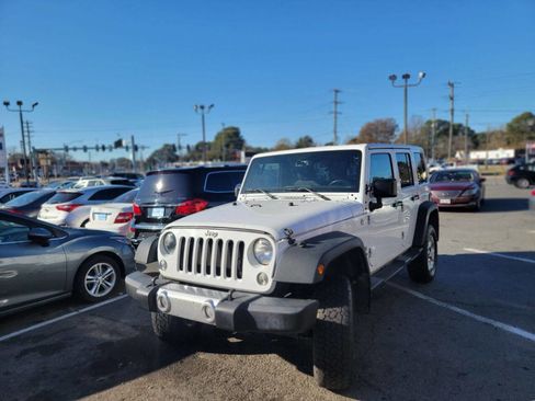 Used 2015 Jeep Wrangler Unlimited Sport w/ Quick Order Package 24S image 2