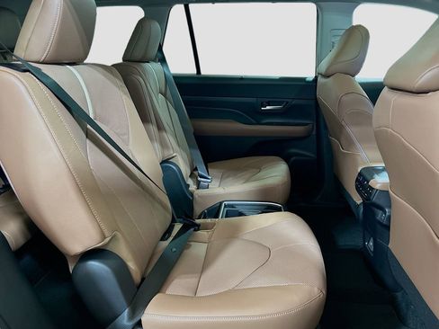 New 2026 Toyota Grand Highlander AWD image 28