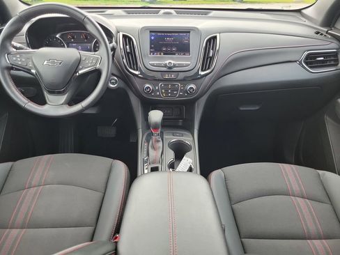 Used 2022 Chevrolet Equinox RS w/ LPO, Floor Liner Package FWD image 14