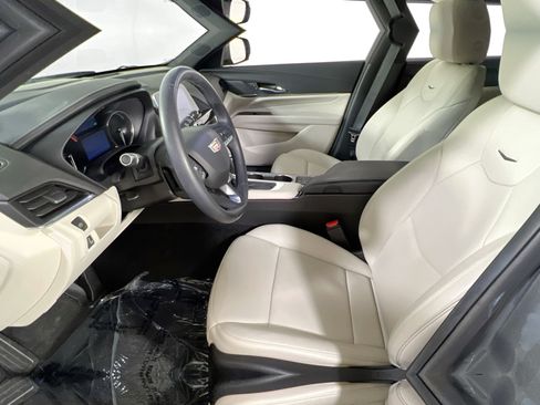 Used 2020 Cadillac CT4 Premium Luxury RWD image 19