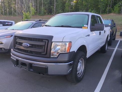 Used 2014 Ford F150 XL w/ Equipment Group 101A Mid AWD/4WD image 2