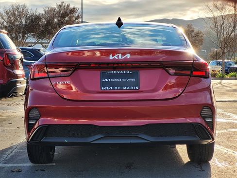 Used 2024 Kia Forte LXS image 7