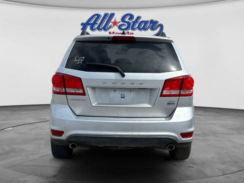 Used 2013 Dodge Journey SXT w/ Flexible Seating Group FWD image 4