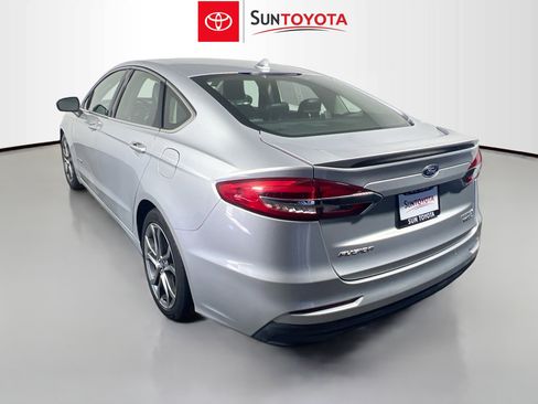 Used 2019 Ford Fusion Titanium image 6