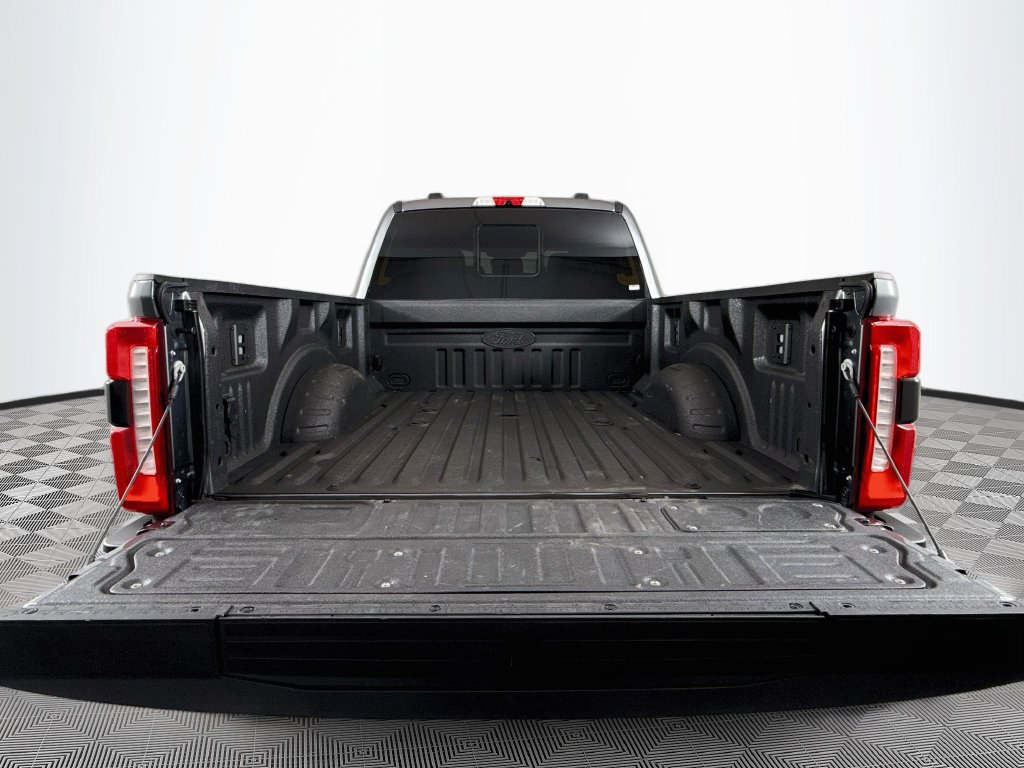 Used 2026 Ford F350 Lariat w/ Black Appearance Package AWD/4WD image 26