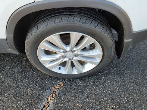 Used 2018 Chevrolet Trax Premier w/ LPO, Cargo Package image 8