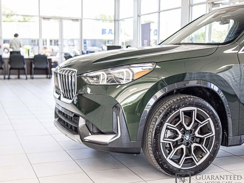 Used 2023 BMW X1 xDrive28i w/ Premium Package AWD/4WD image 5
