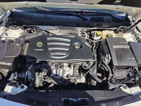 Used 2013 Buick Regal Premium image 21