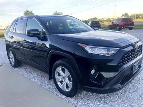 Used 2019 Toyota RAV4 XLE w/ Protection Package AWD/4WD image 3