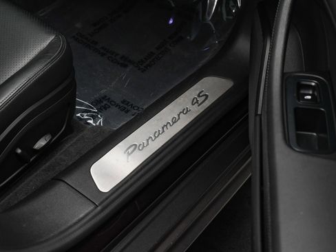 Used 2022 Porsche Panamera 4S image 46
