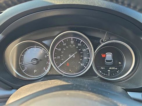 Used 2020 MAZDA CX-5 Touring image 9