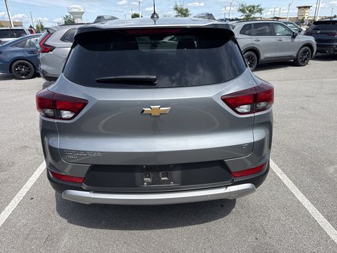 Used 2025 Chevrolet TrailBlazer LT AWD/4WD image 4