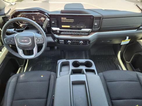 Used 2026 GMC Sierra 1500 SLE AWD/4WD image 10
