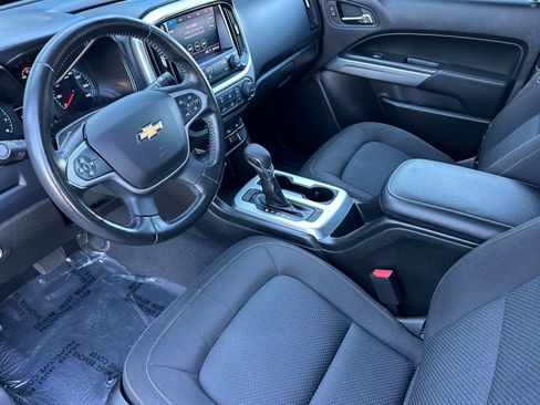 Used 2022 Chevrolet Colorado LT image 10