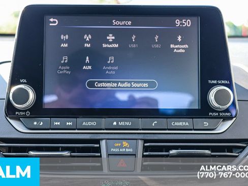 Used 2025 Nissan Altima 2.5 SV FWD image 36