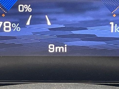 New 2026 Chevrolet Equinox EV LT image 2