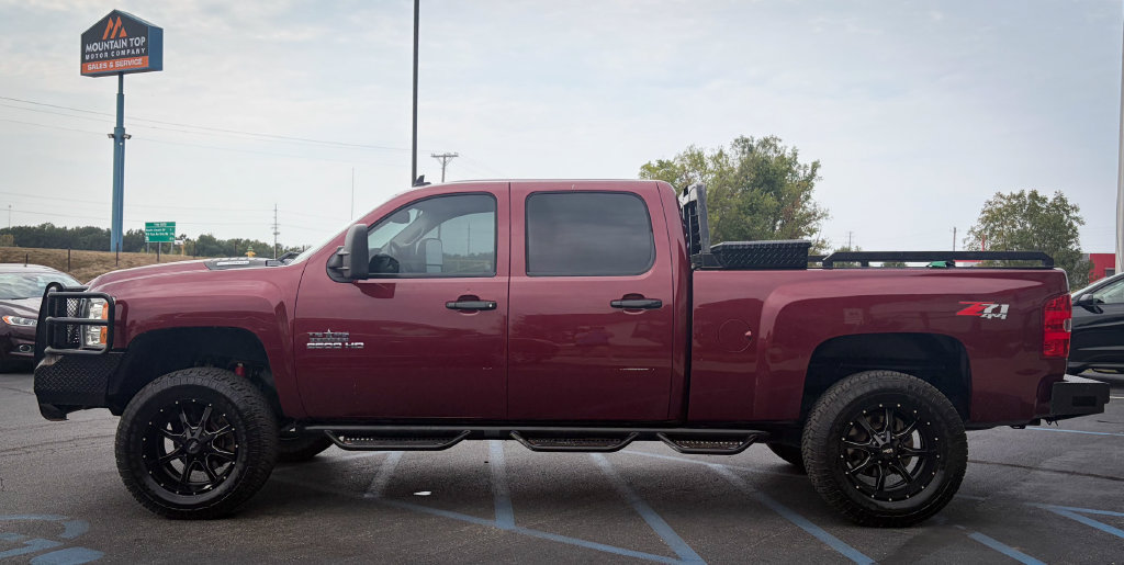 Used 2013 Chevrolet Silverado 2500 LT w/ Texas Edition AWD/4WD image 23
