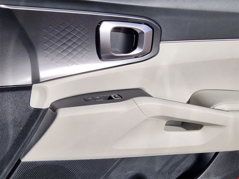 Certified 2024 Kia Sorento S w/ Panoramic Sunroof Package image 14