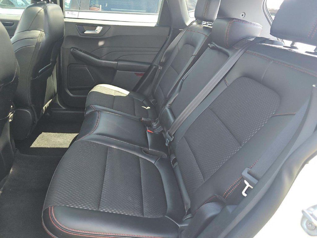 Used 2025 Ford Escape Active FWD image 7