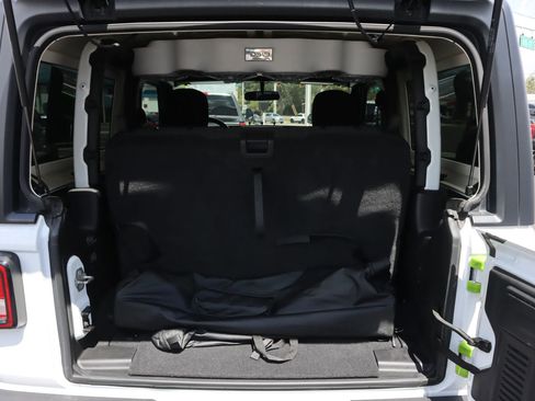 Used 2022 Jeep Wrangler Sport AWD/4WD image 26