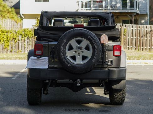 Used 2017 Jeep Wrangler Unlimited Sport w/ Quick Order Package 24S image 7