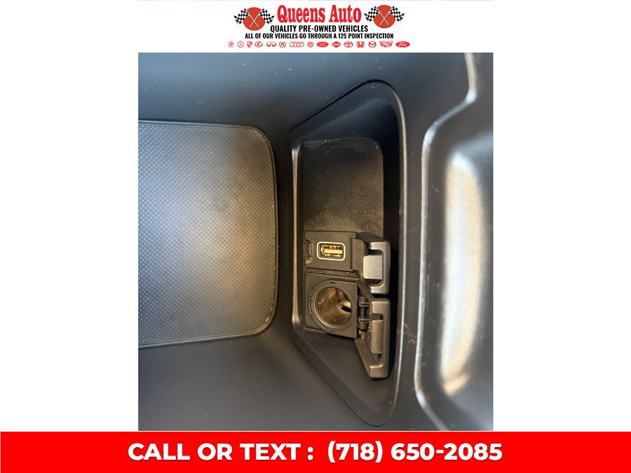 Used 2018 Honda CR-V LX image 43