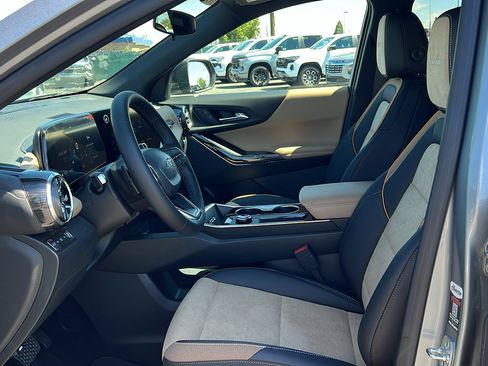New 2026 Chevrolet Equinox ACTIV AWD/4WD image 29