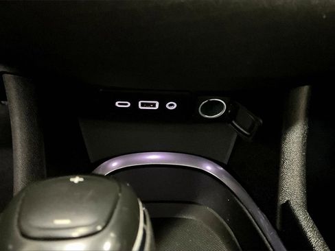 Used 2020 Chevrolet Malibu LT image 16