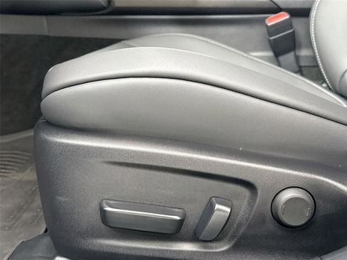 Used 2025 Lexus IS 350 F Sport image 30