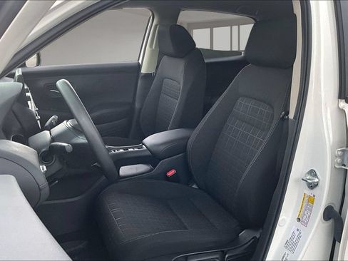 Certified 2025 Honda HR-V LX image 20