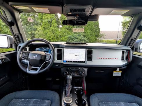 New 2026 Ford Bronco Heritage Edition AWD/4WD image 10
