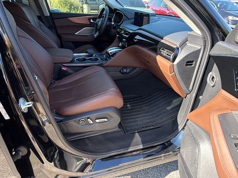 Used 2023 Acura MDX FWD w/ Technology Package image 18