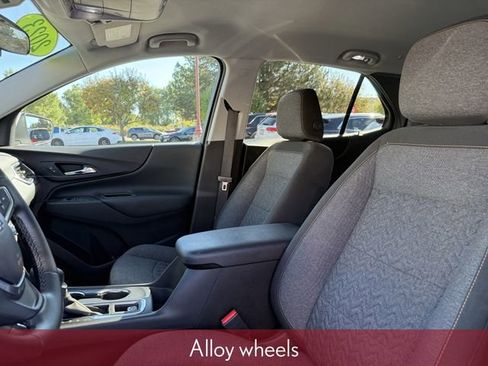 Used 2023 Chevrolet Equinox LT image 14