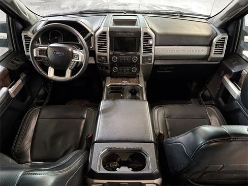 Used 2017 Ford F250 Lariat w/ Chrome Package image 10