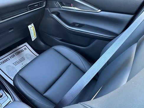 New 2025 MAZDA CX-30 AWD 2.5 S w/ Select Sport Pkg image 13