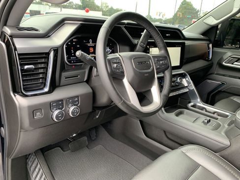 Used 2024 GMC Sierra 2500 Denali image 19