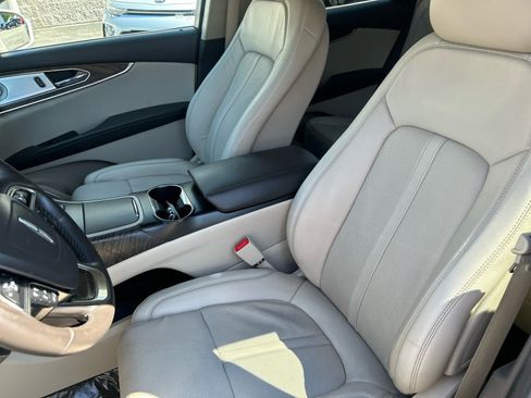 Used 2019 Lincoln Nautilus Reserve w/ Ultimate Package AWD/4WD image 13
