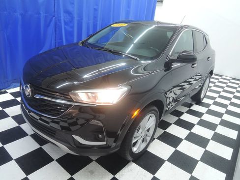 Used 2023 Buick Encore GX Preferred w/ Cold Weather Comfort Package FWD image 3