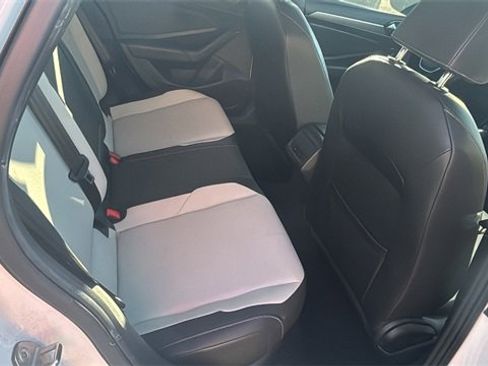 Used 2019 Volkswagen Jetta R-Line image 21