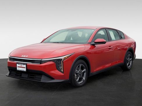 Used 2025 Kia K4 FWD image 8