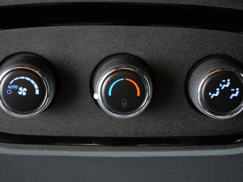 Used 2022 Dodge Durango GT image 25