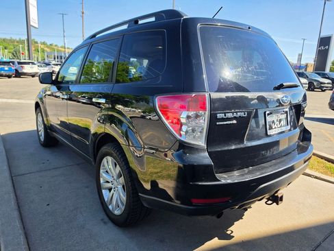 Used 2012 Subaru Forester 2.5X Premium AWD/4WD image 7
