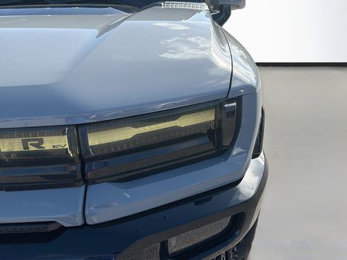 Used 2025 GMC Hummer EV 2X image 45