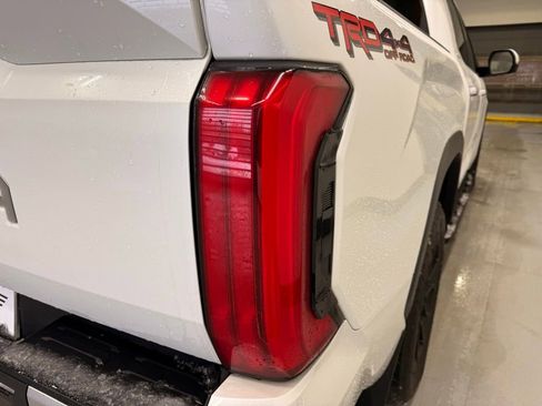 Used 2023 Toyota Tundra Limited image 5